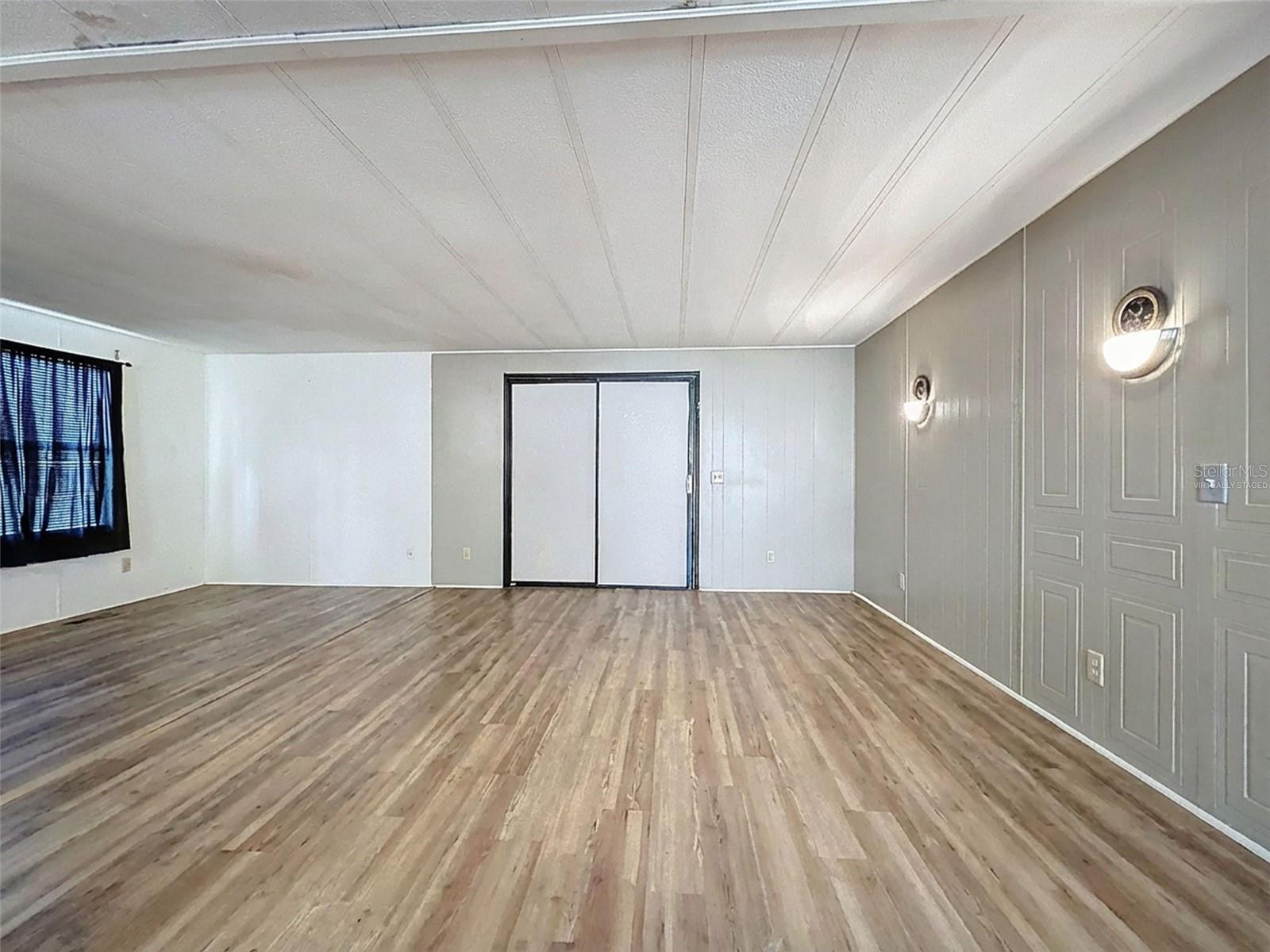 L4958033 Property Photo