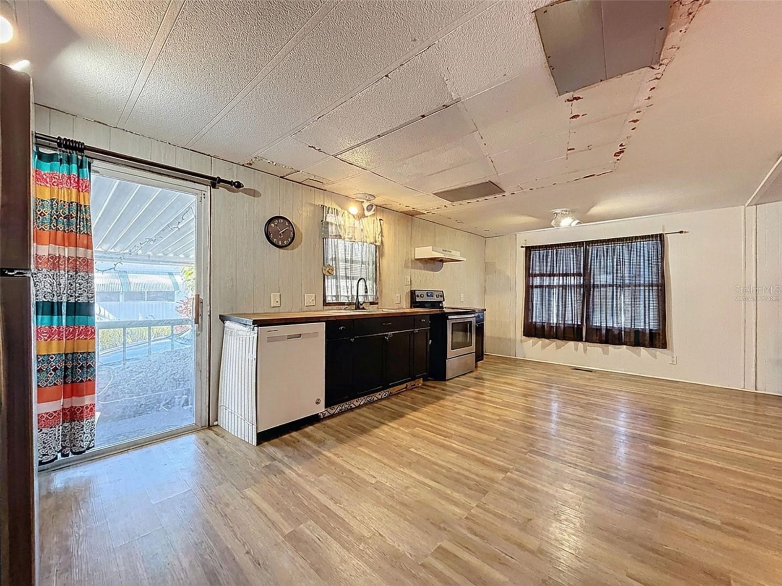 L4958033 Property Photo