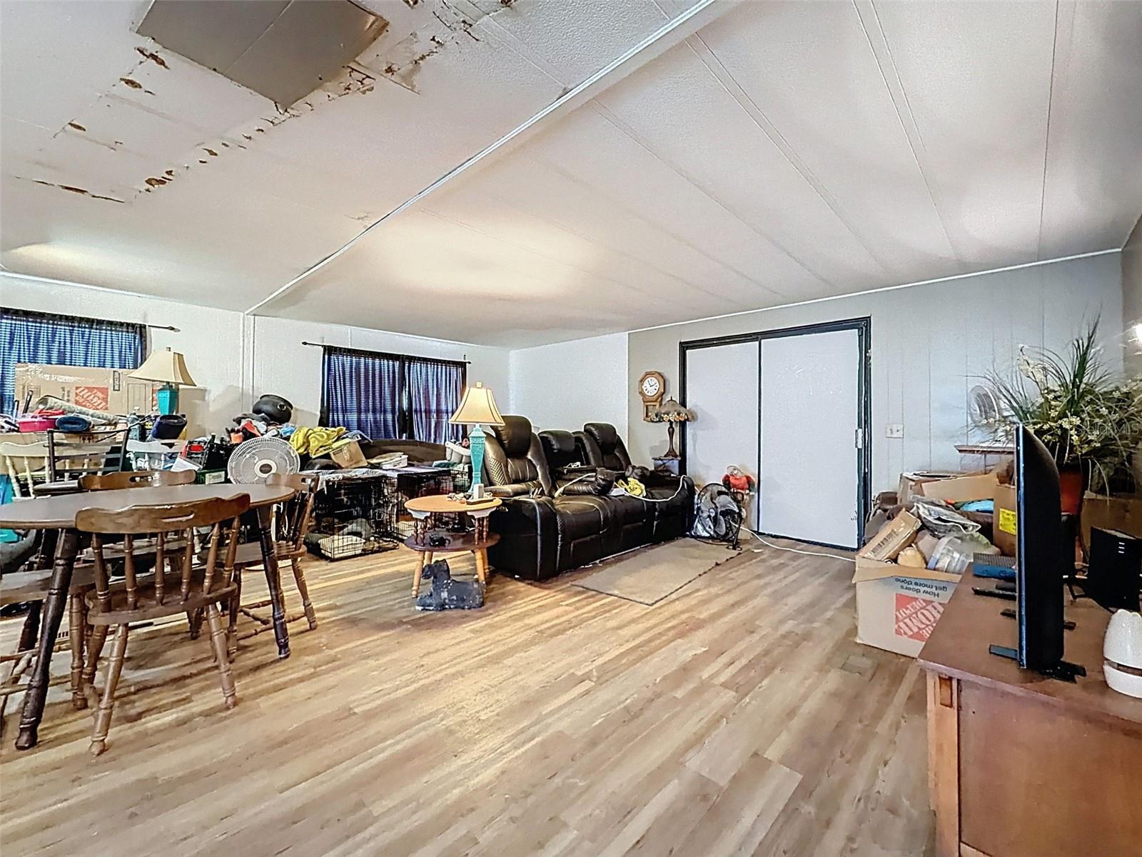 L4958033 Property Photo