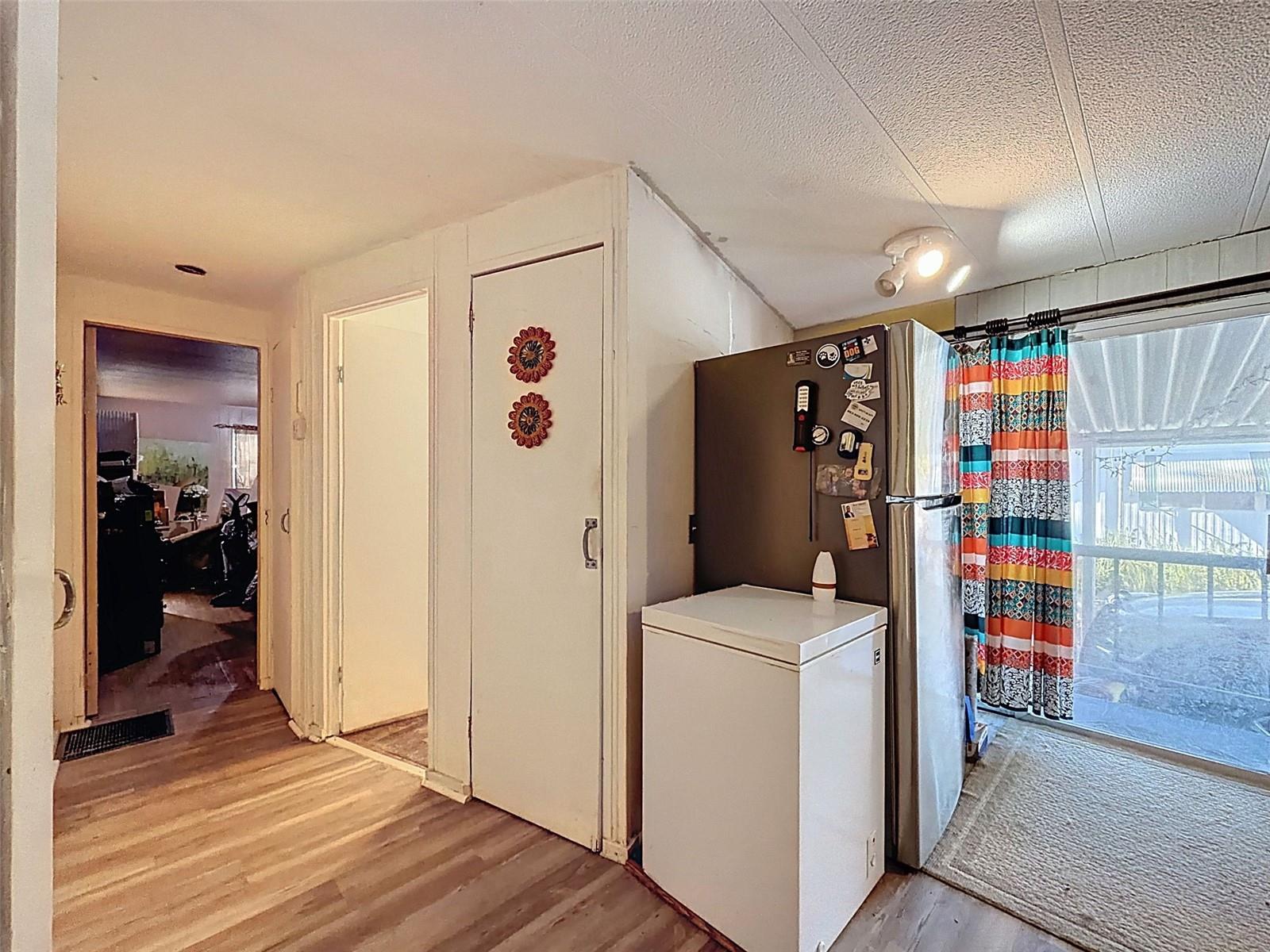 L4958033 Property Photo