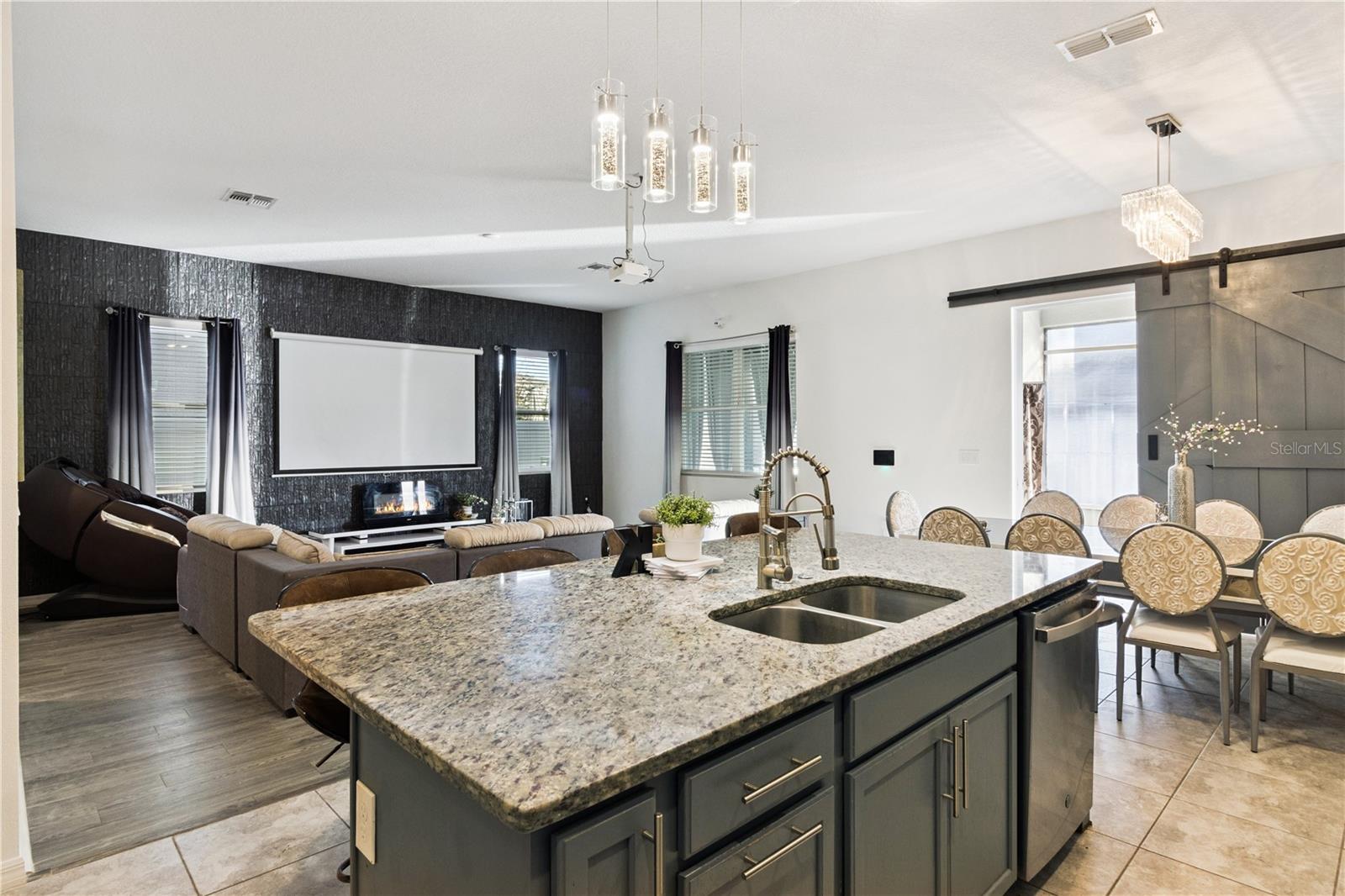 2264 EMERALD SPRINGS DR, APOPKA, FL, 32712