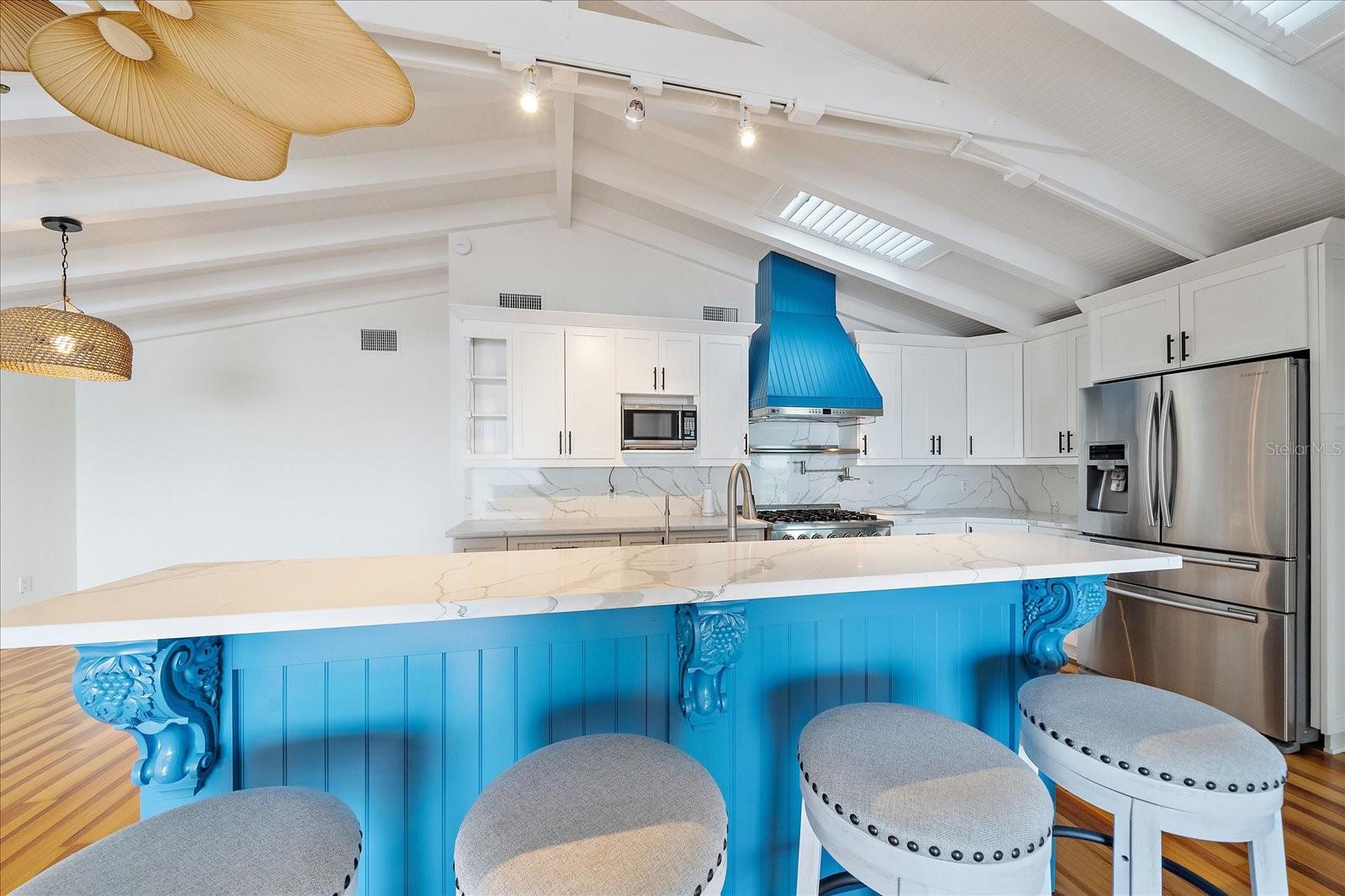 A4675916 Property Photo