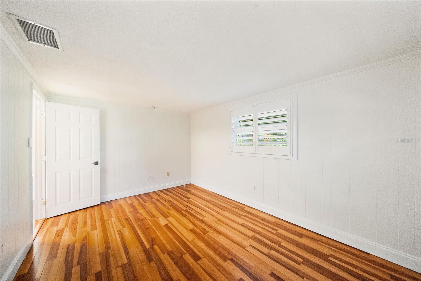 A4675916 Property Photo