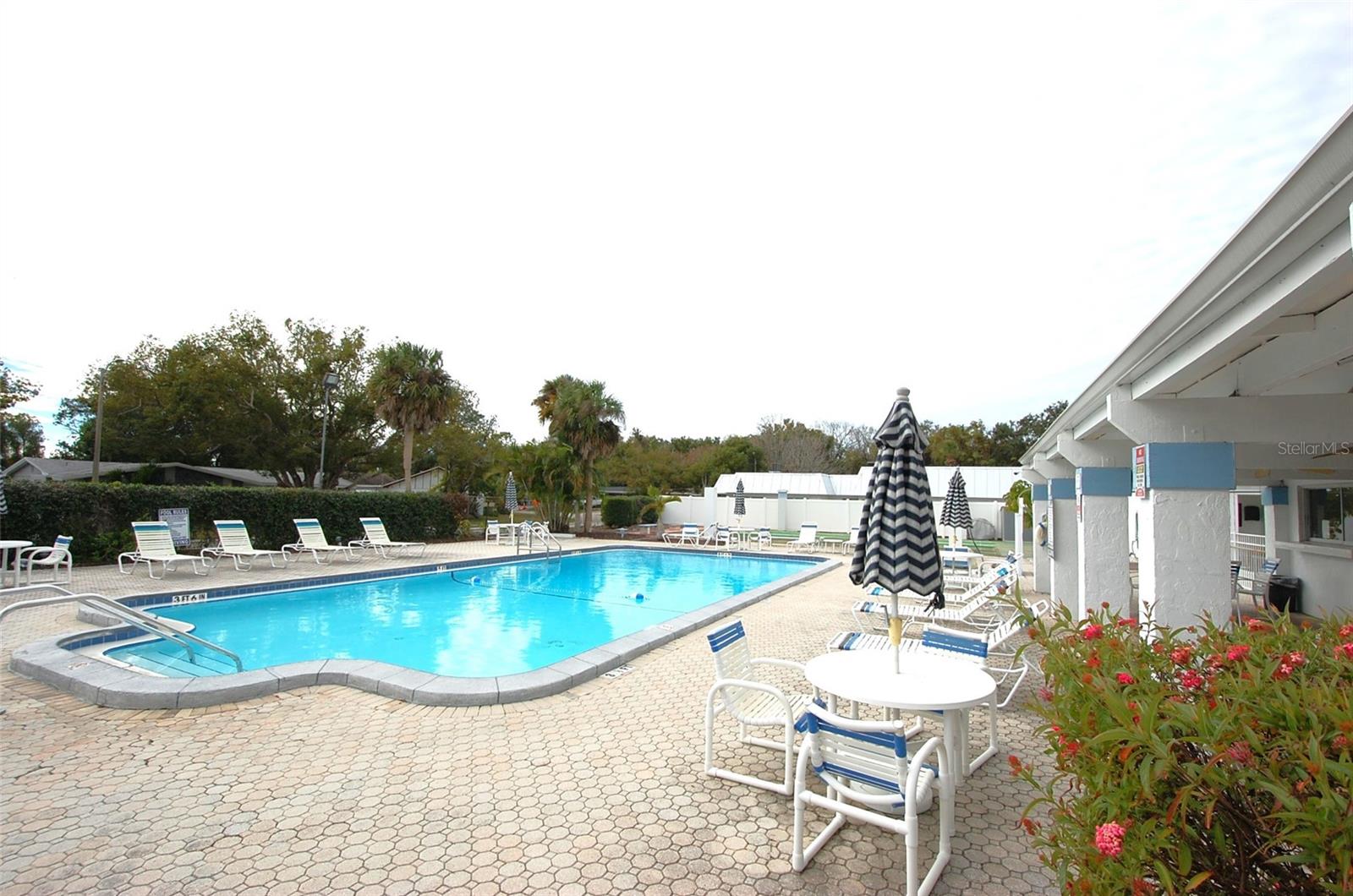 TB8458061 Property Photo