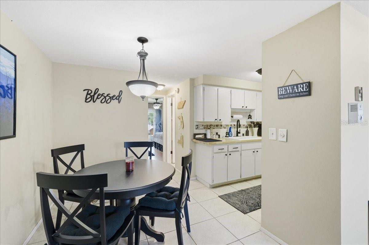 TB8458061 Property Photo