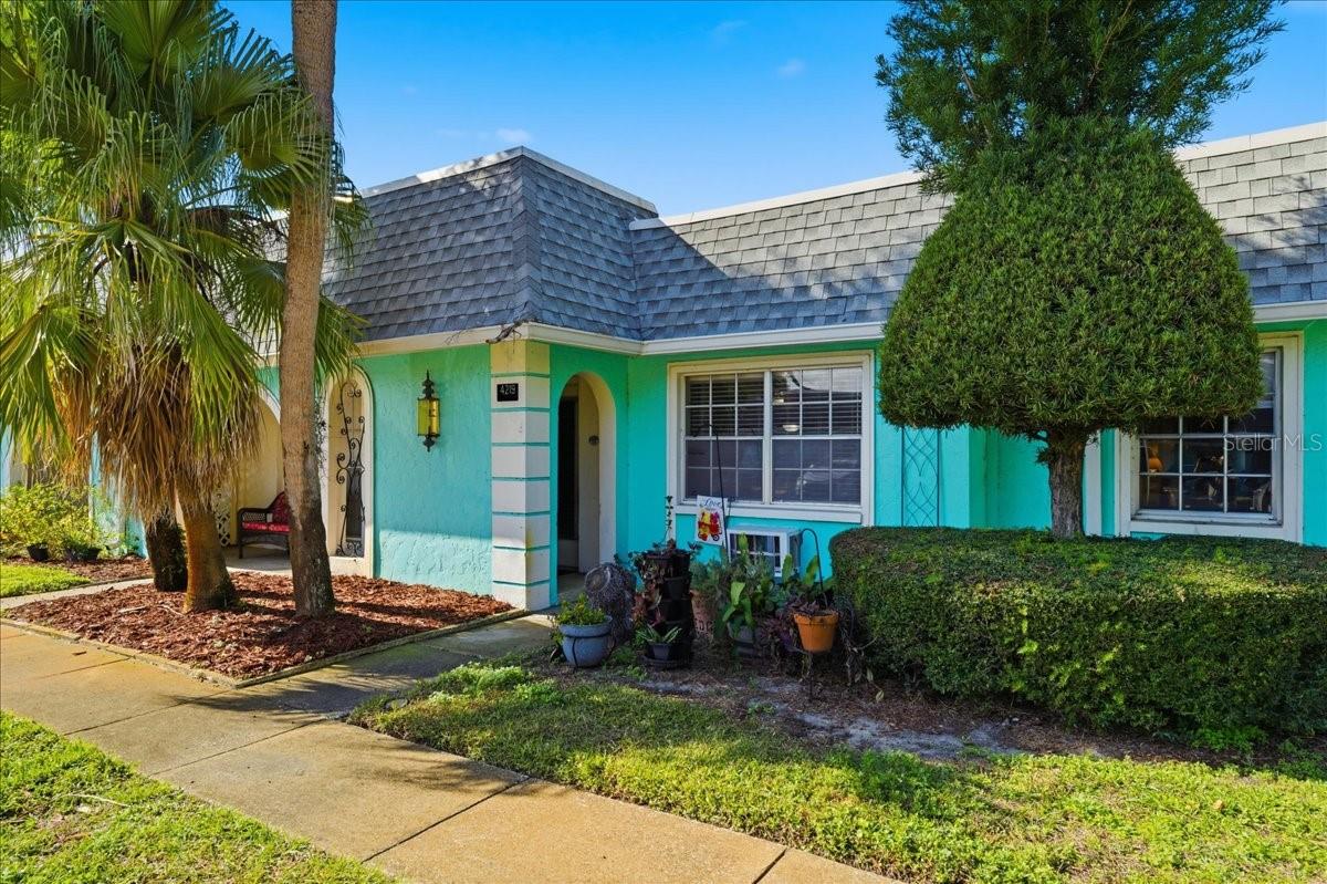 TB8458061 Property Photo