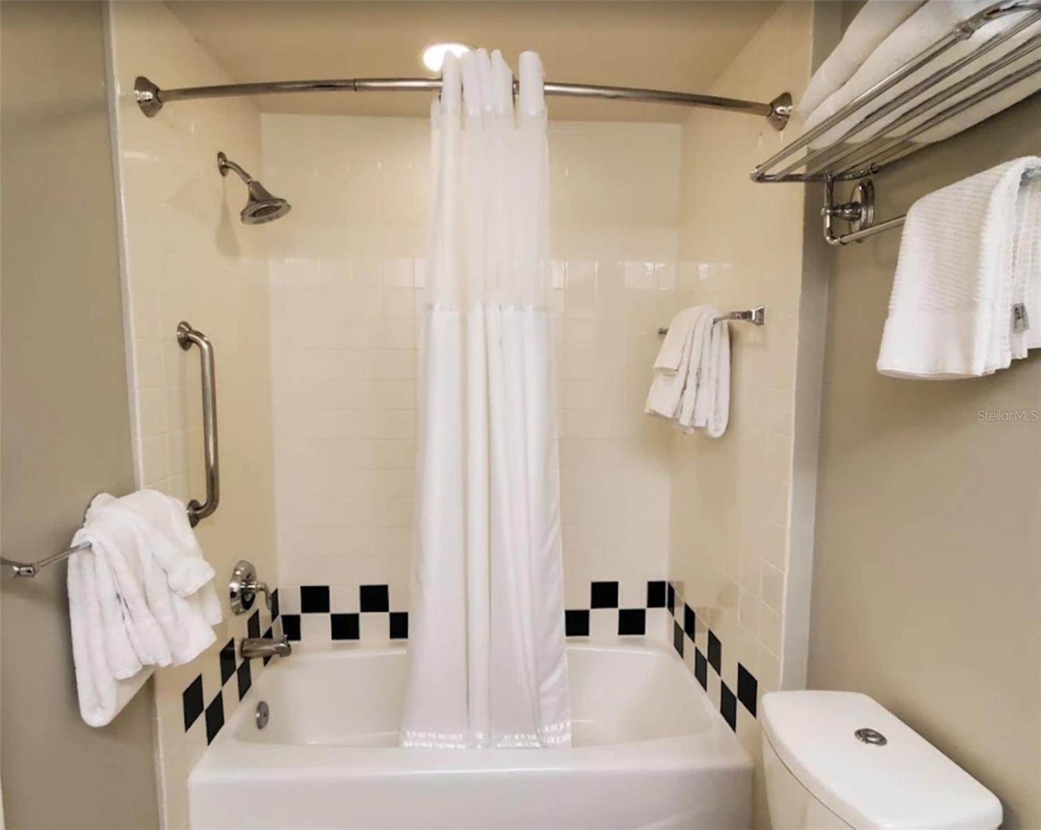 A4675919 Property Photo