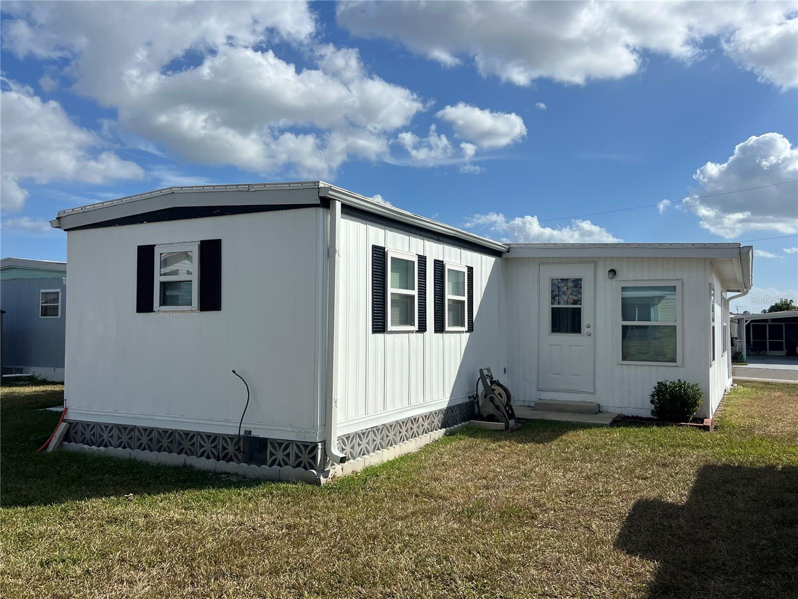 A4675922 Property Photo