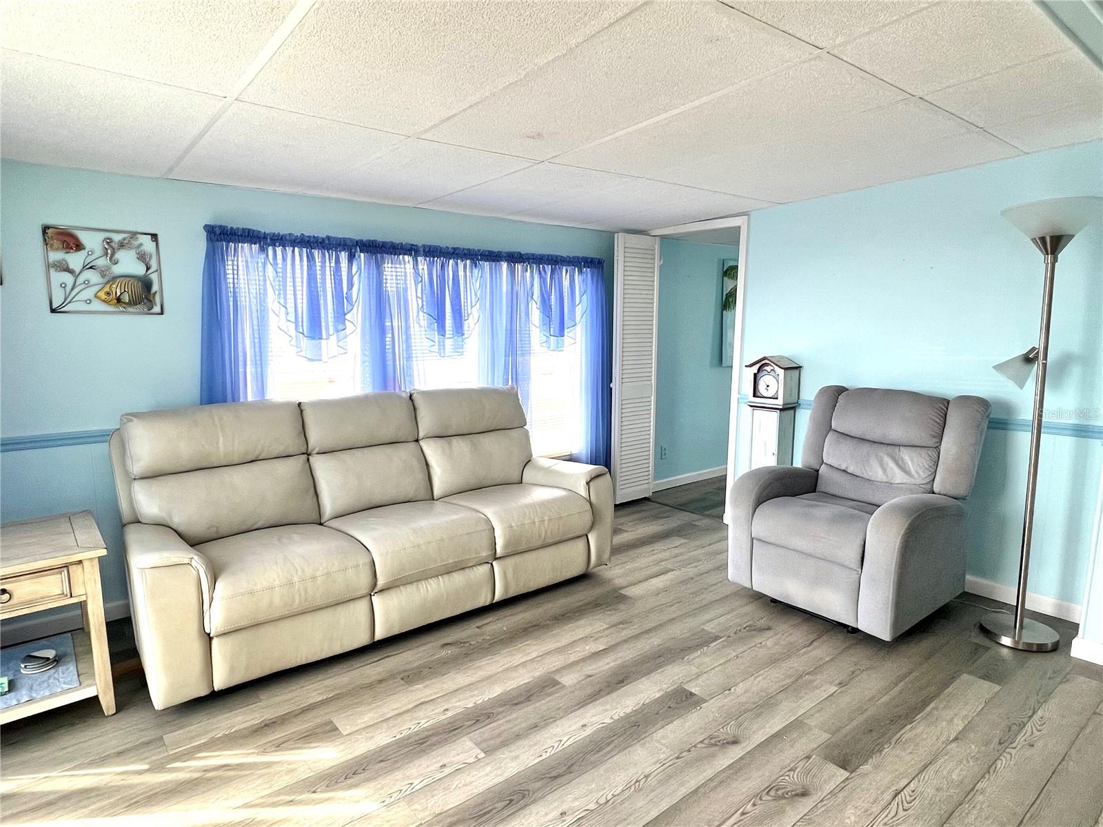 A4675922 Property Photo