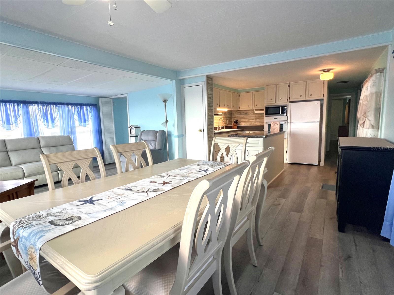 A4675922 Property Photo