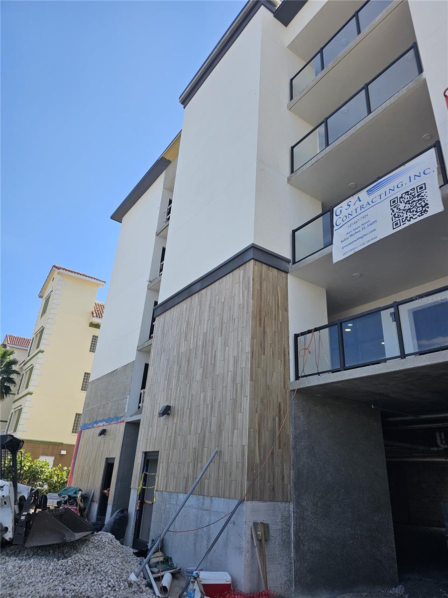 TB8458085 Property Photo