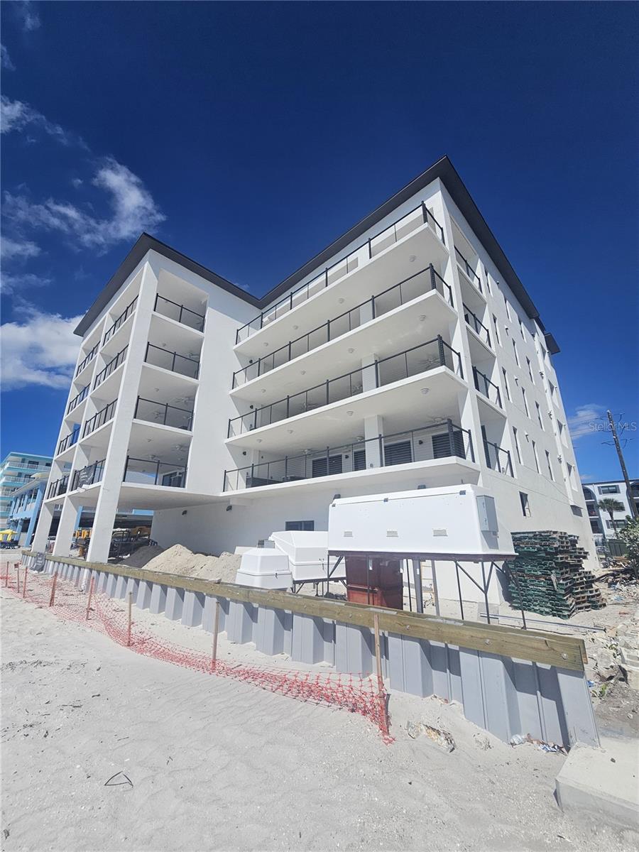 TB8458085 Property Photo