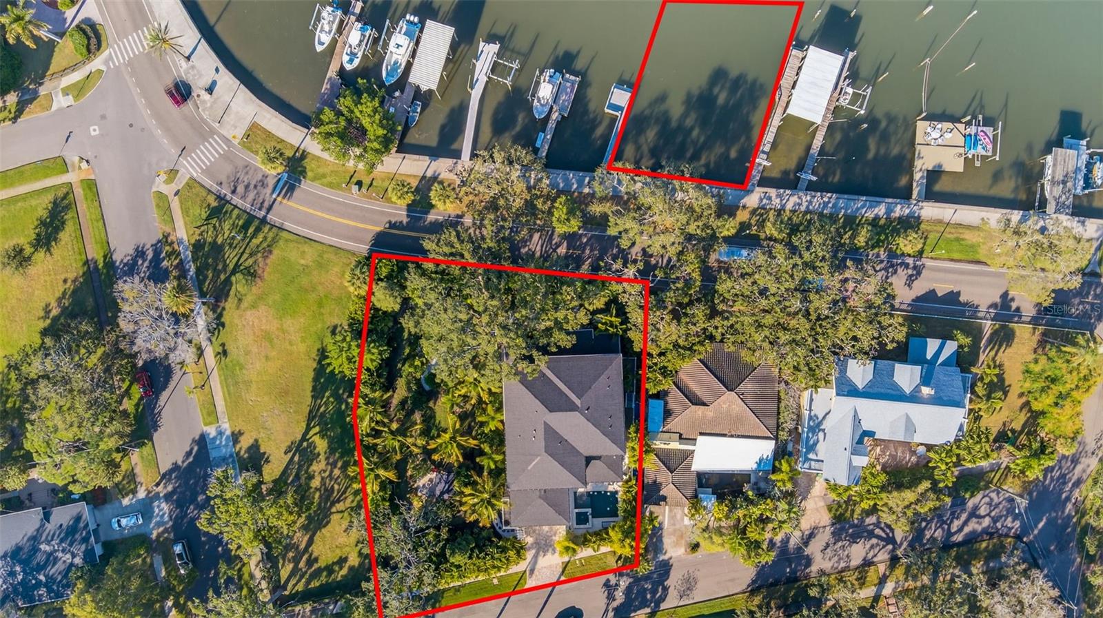 TB8458098 Property Photo