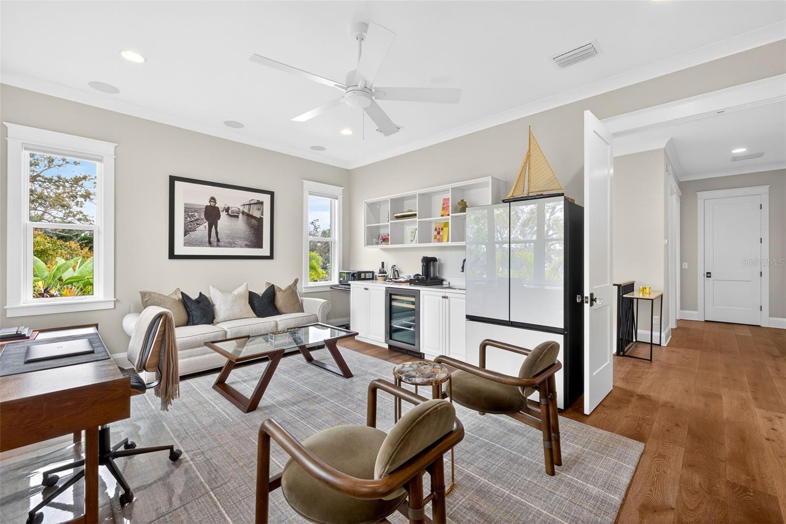 TB8458098 Property Photo