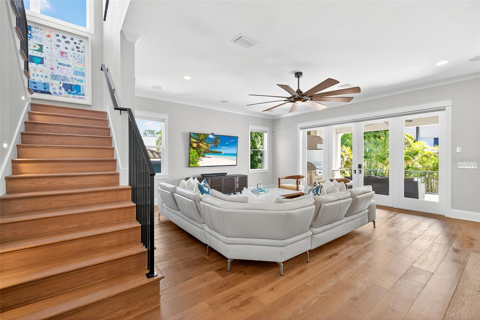 TB8458098 Property Photo