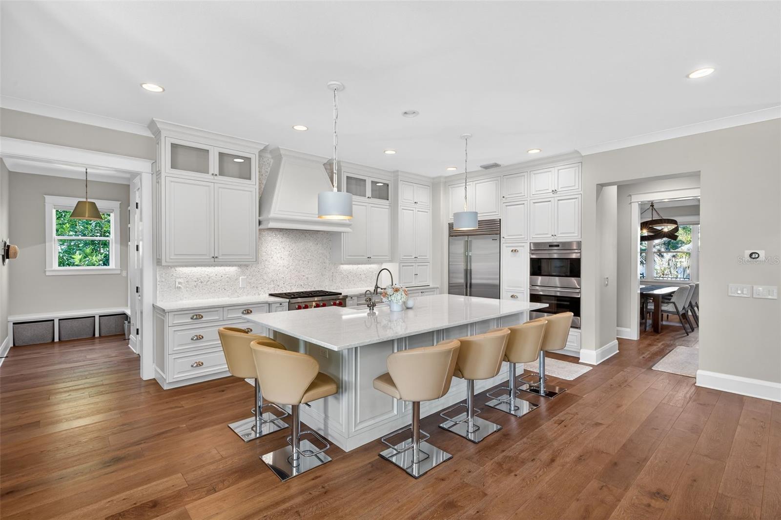 TB8458098 Property Photo