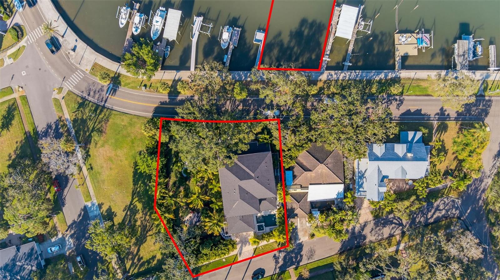 TB8458098 Property Photo