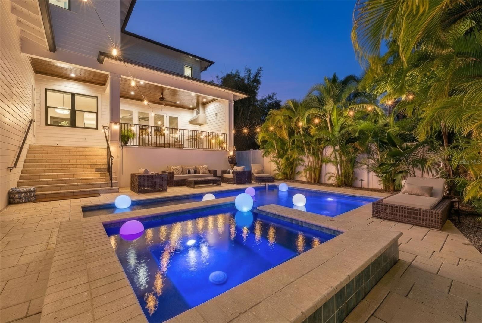 TB8458098 Property Photo