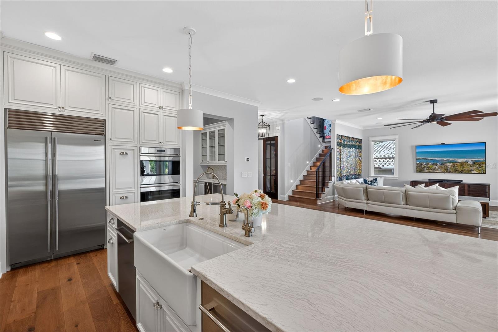 TB8458098 Property Photo