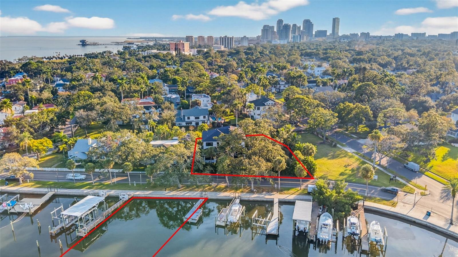 TB8458098 Property Photo