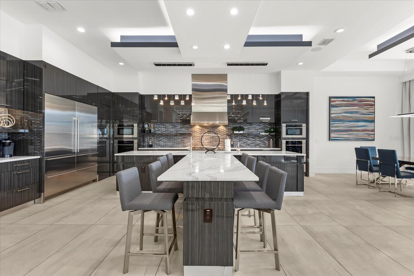 O6368817 Property Photo