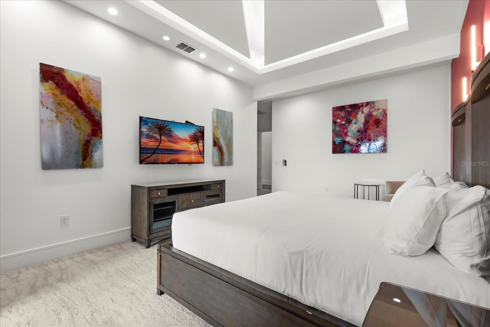 O6368817 Property Photo