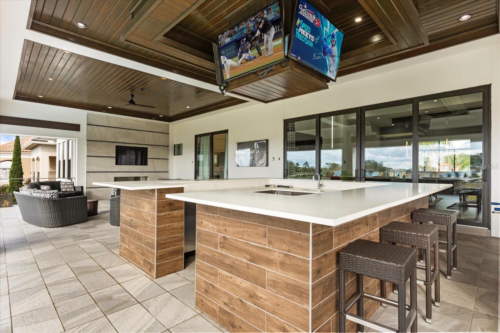 O6368817 Property Photo