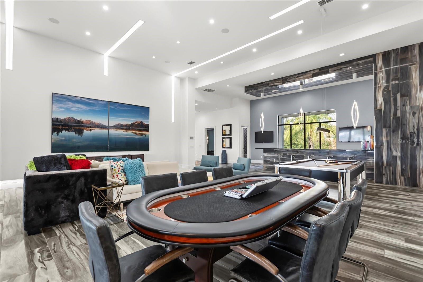 O6368817 Property Photo