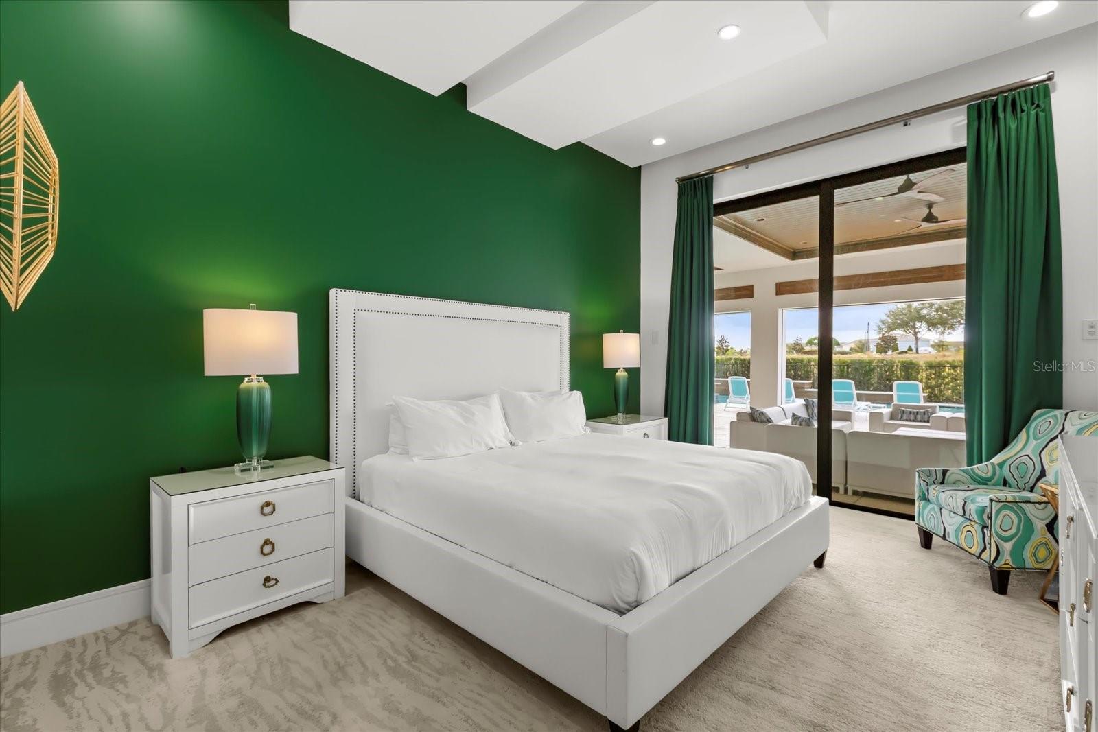 O6368817 Property Photo