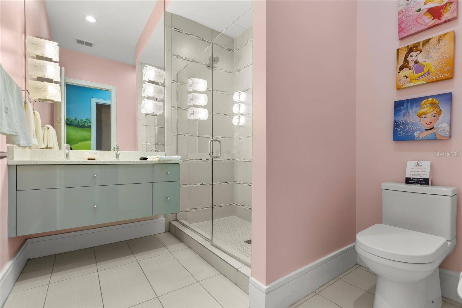 O6368817 Property Photo