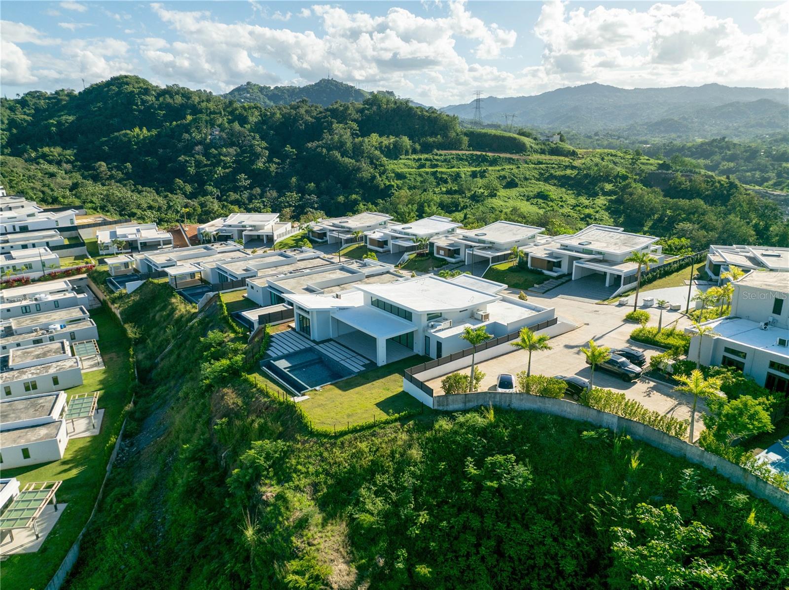 PR9118148 Property Photo