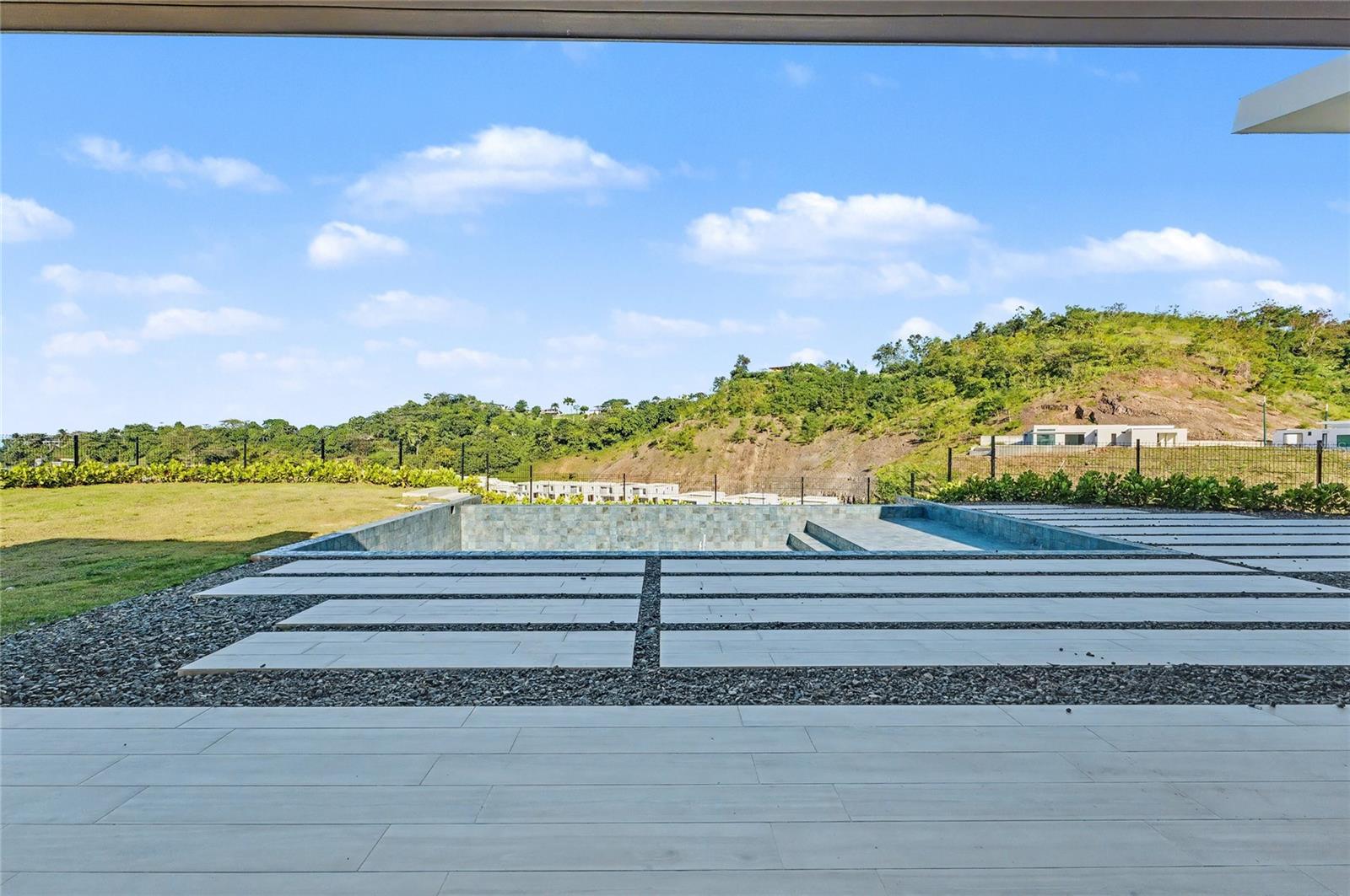 PR9118148 Property Photo