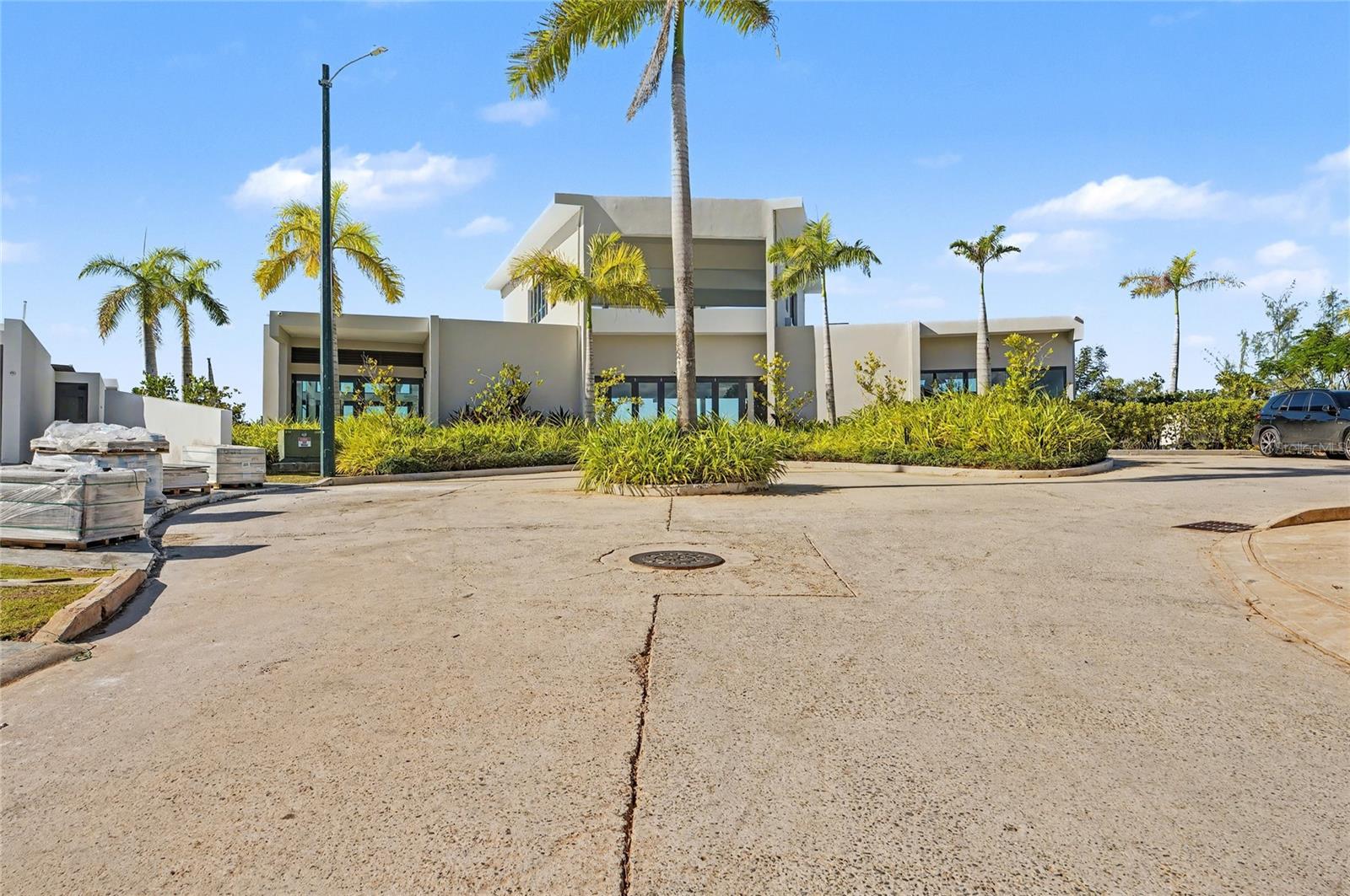 PR9118148 Property Photo