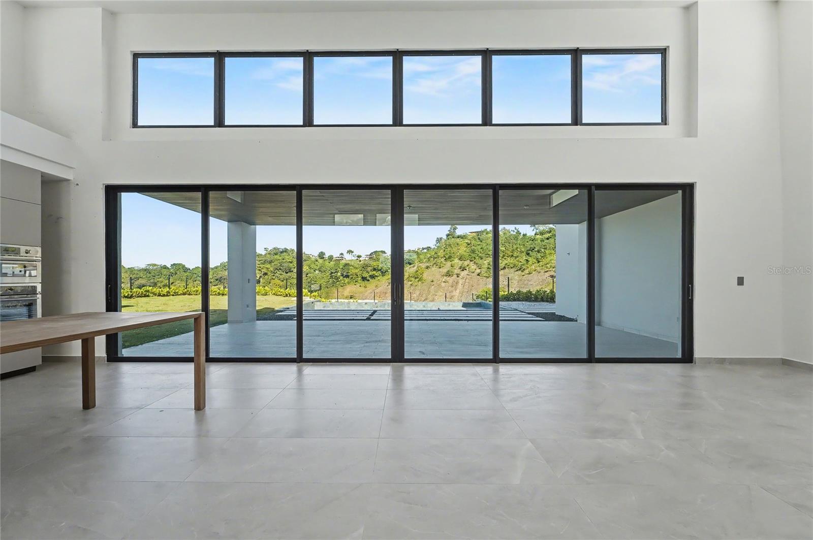 PR9118148 Property Photo