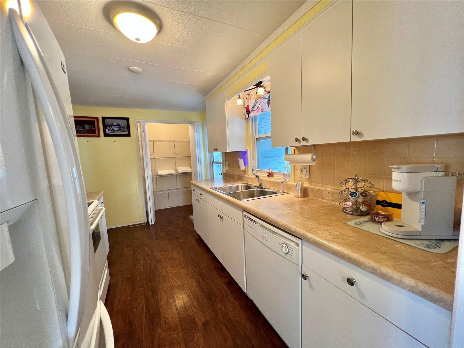 G5105815 Property Photo