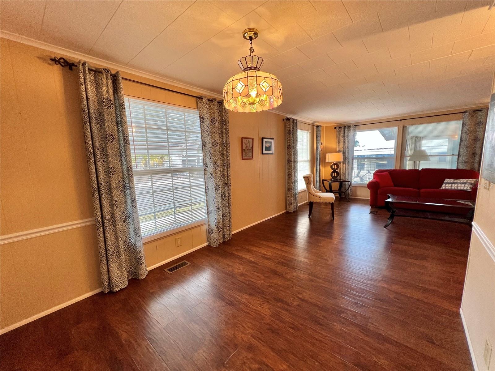 G5105815 Property Photo