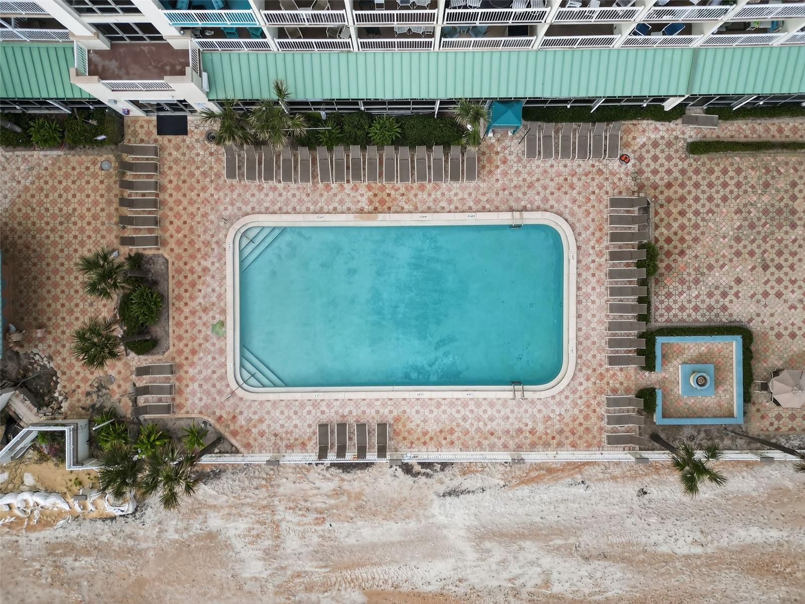 V4946406 Property Photo