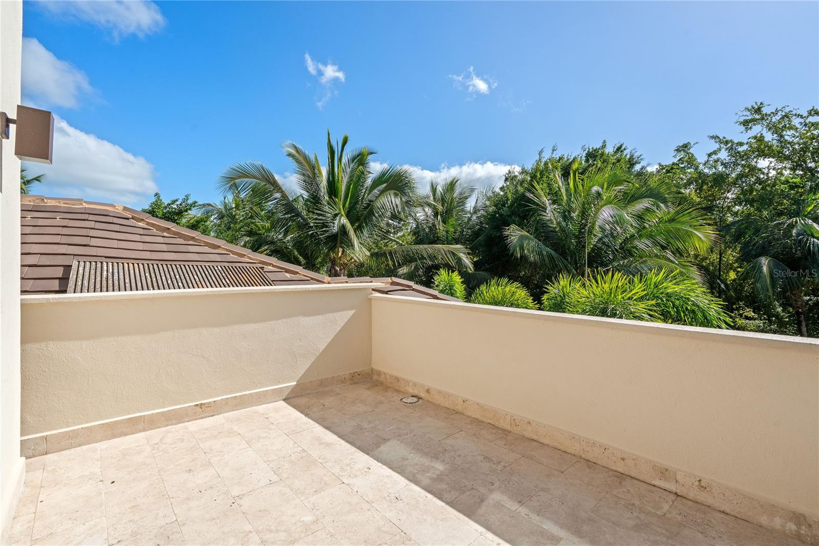 PR9118152 Property Photo