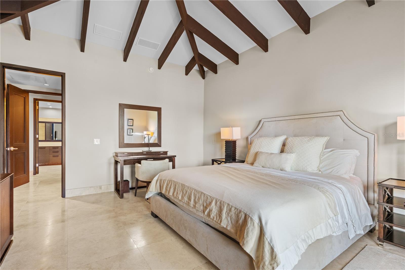 PR9118152 Property Photo