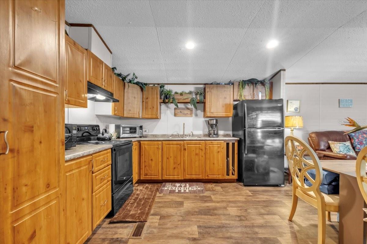 C7519297 Property Photo