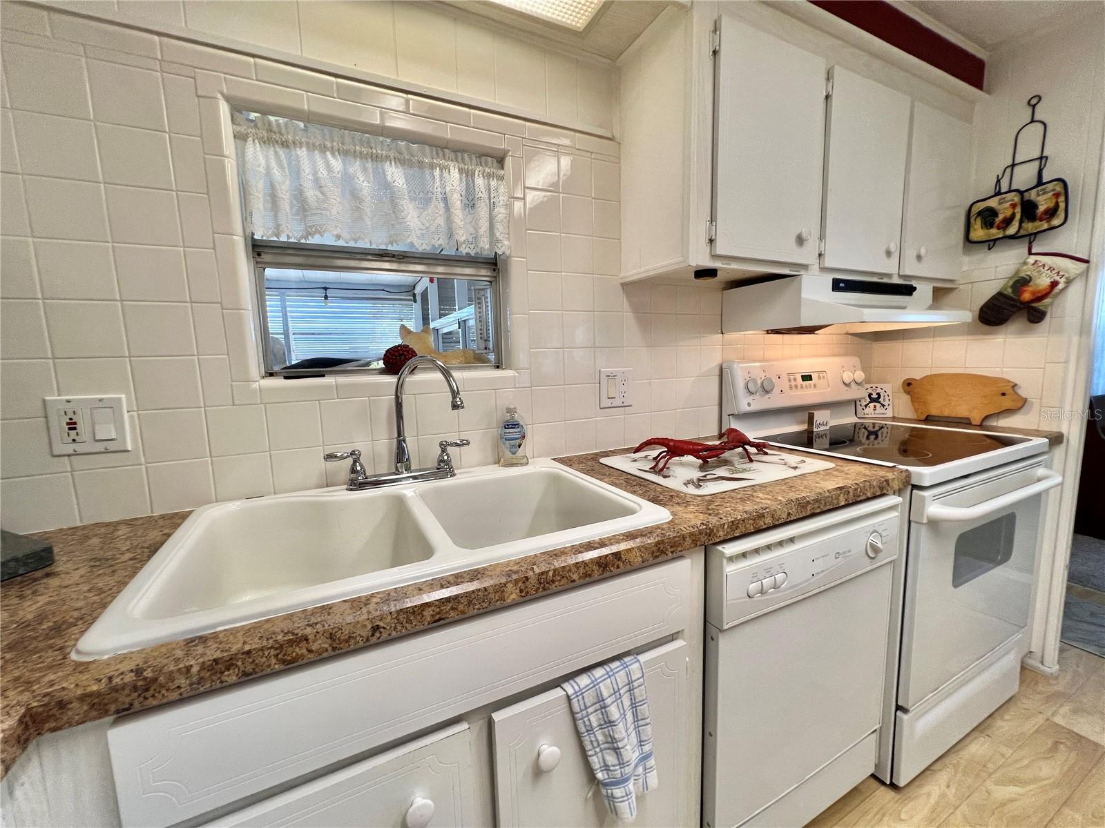 G5105820 Property Photo