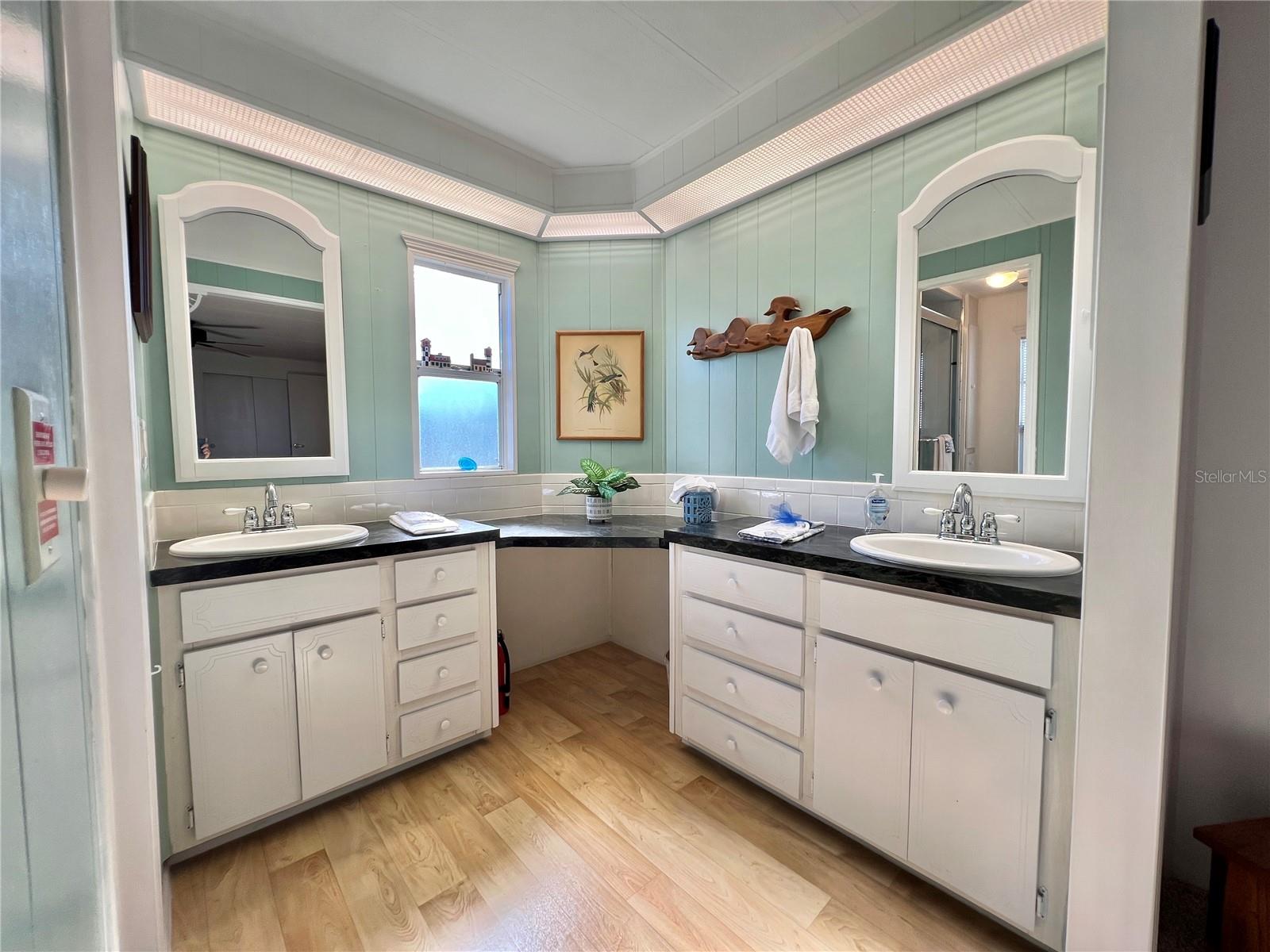 G5105820 Property Photo