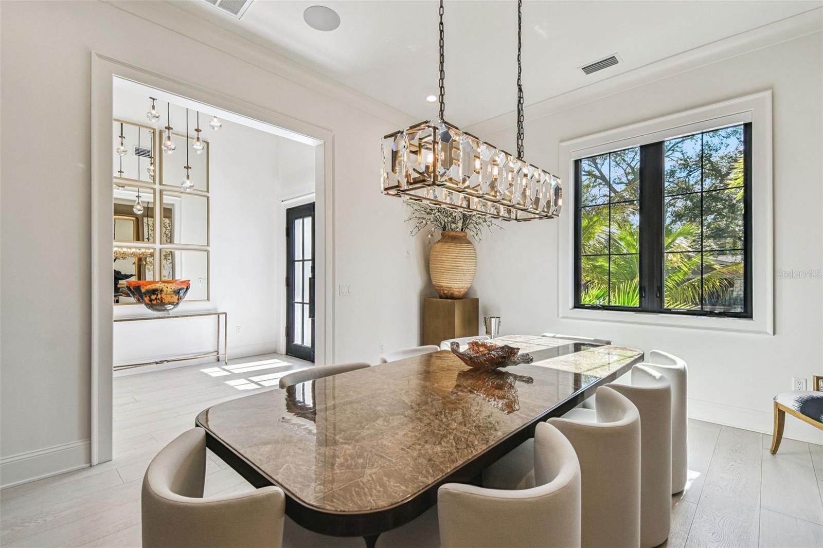 TB8458302 Property Photo