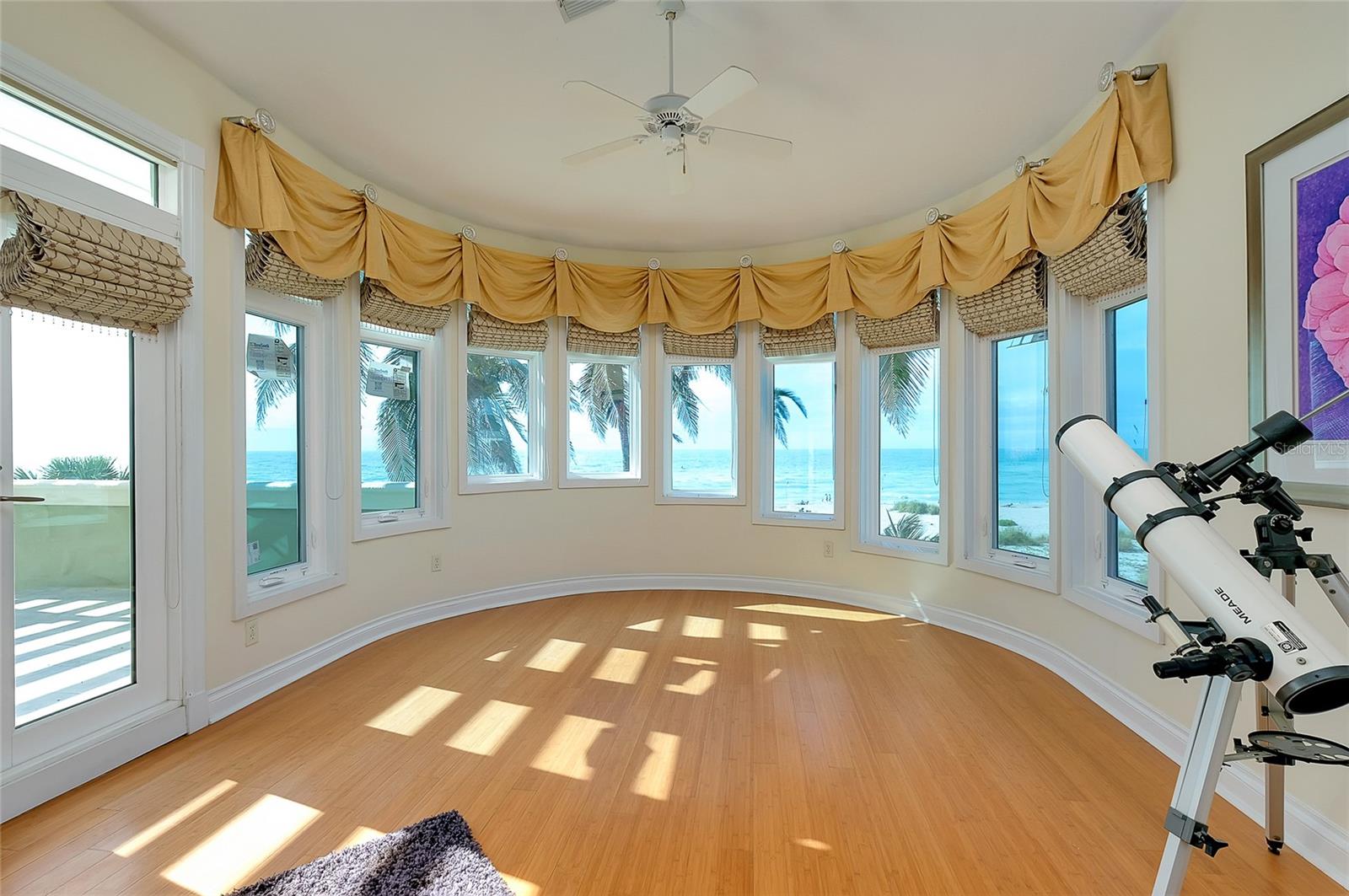 N6142028 Property Photo