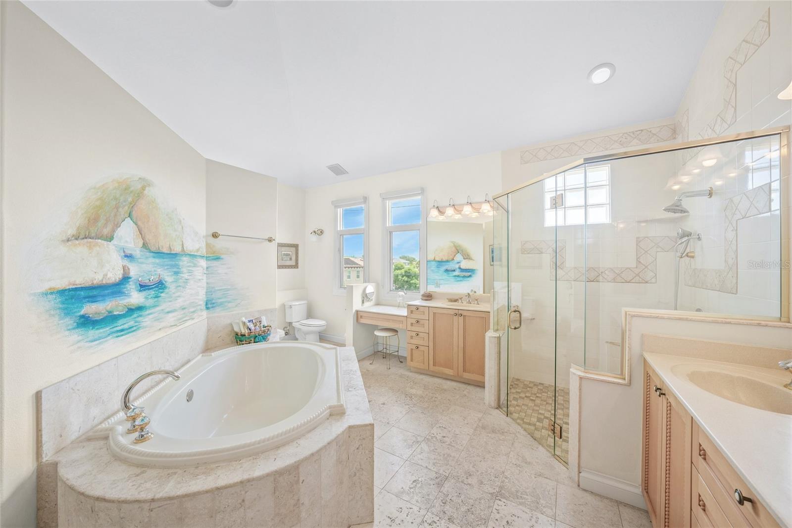 N6142028 Property Photo