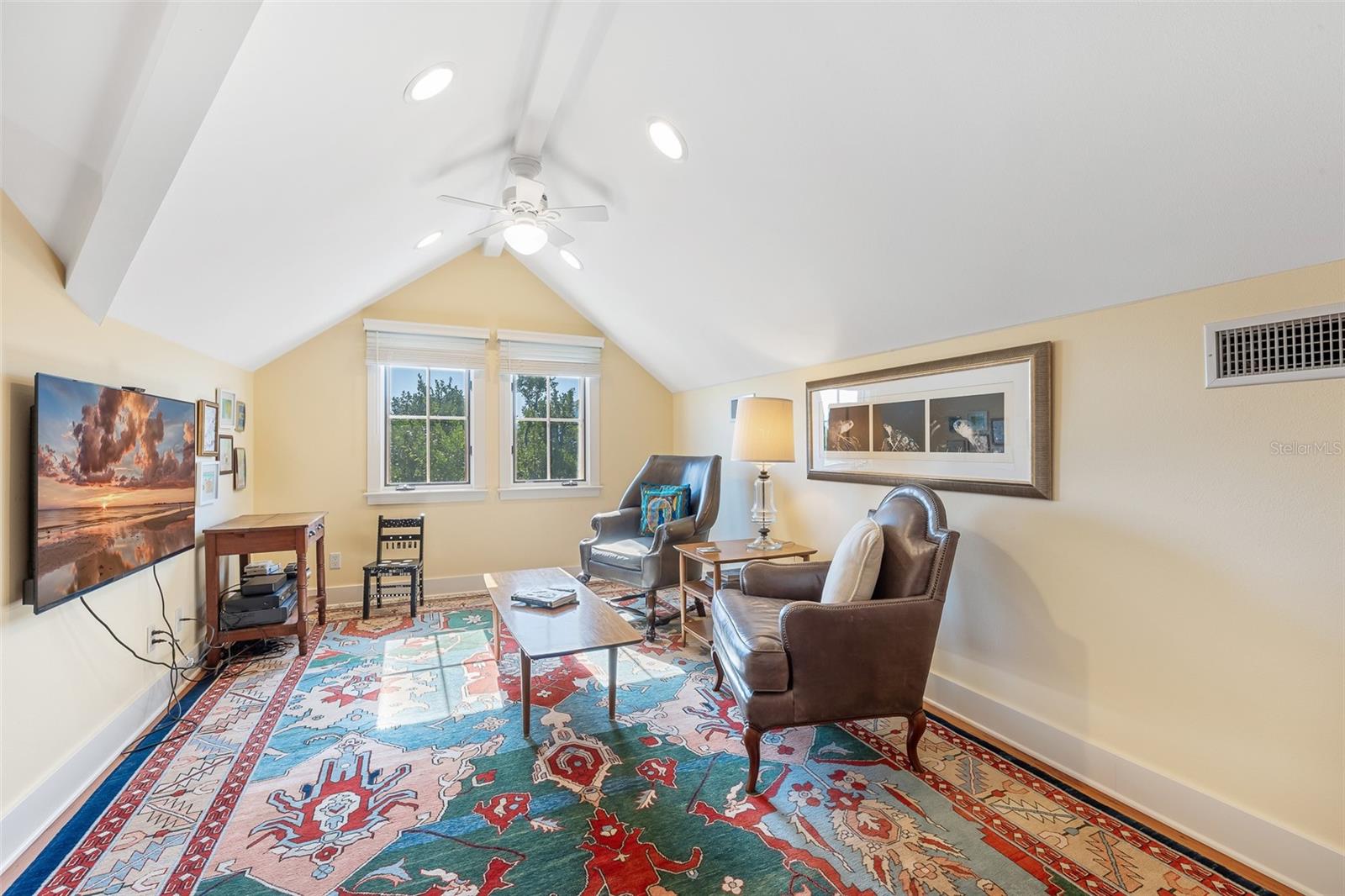 D6145289 Property Photo