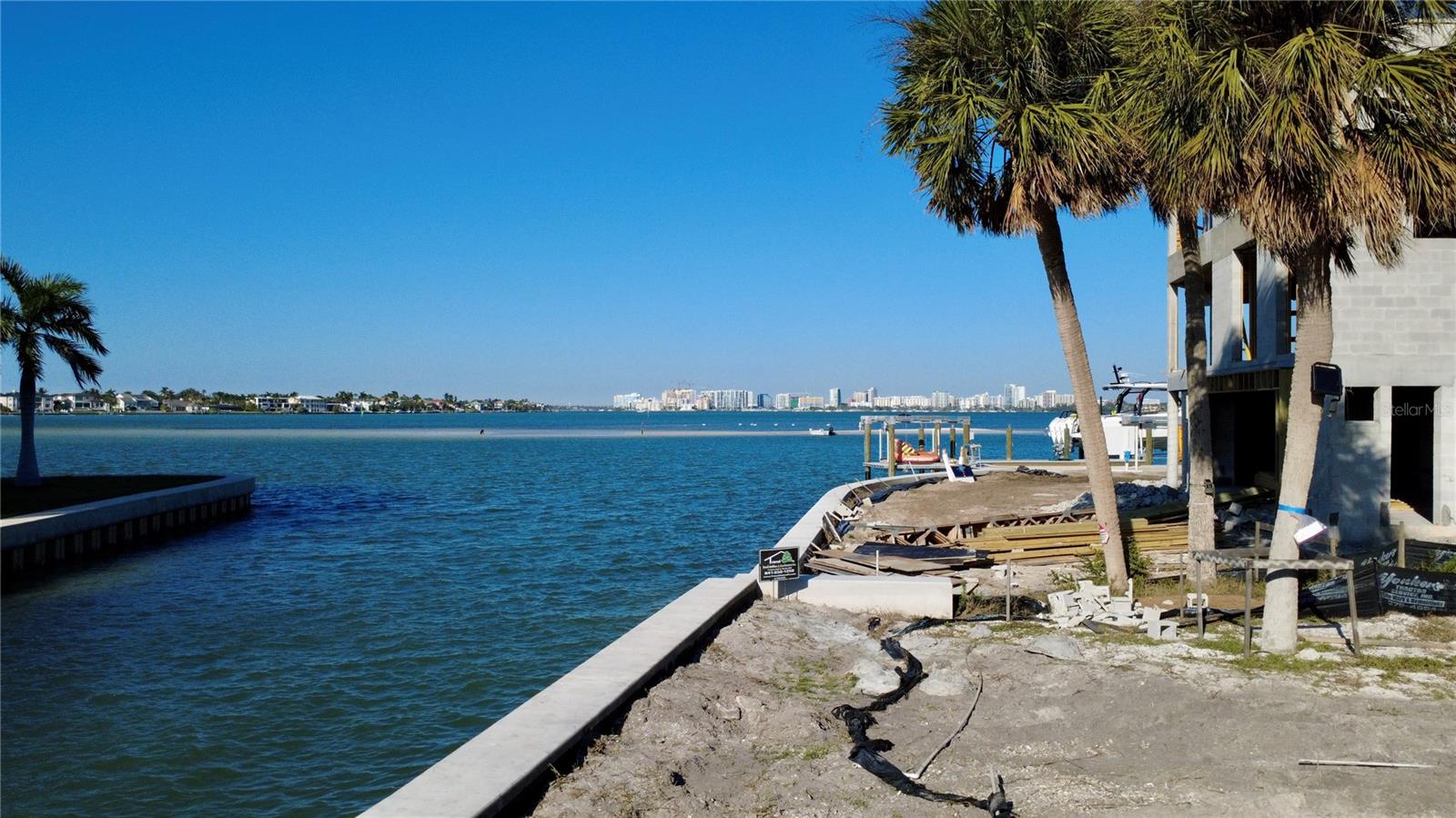 A4676047 Property Photo