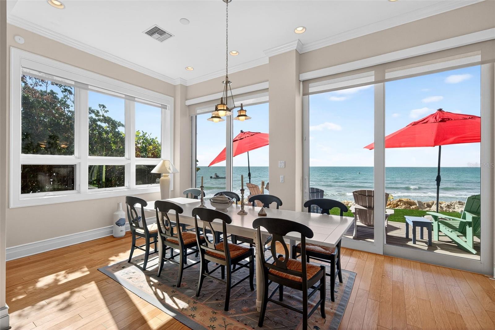 A4676052 Property Photo