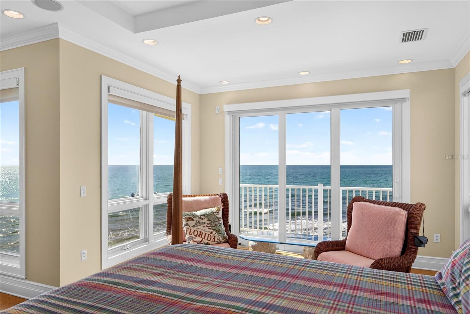 A4676052 Property Photo