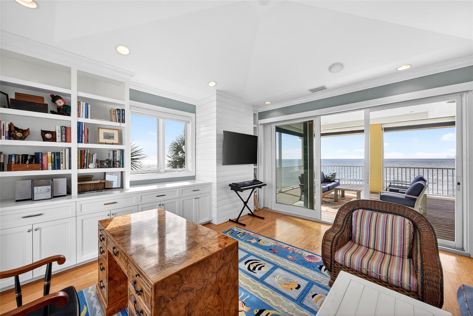 A4676052 Property Photo